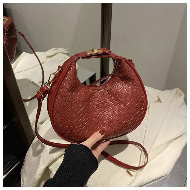 Brown Crocodile Texture Shoulder Crossbody Bag — feature 21