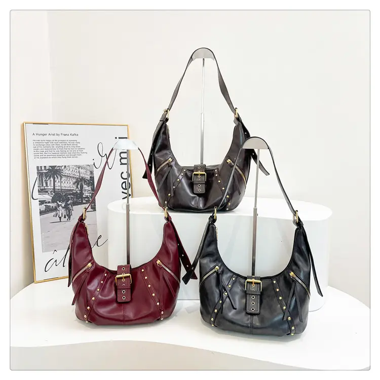 Retro Crossbody Bag Women Large Capacity Maroon 2024 — feature 1