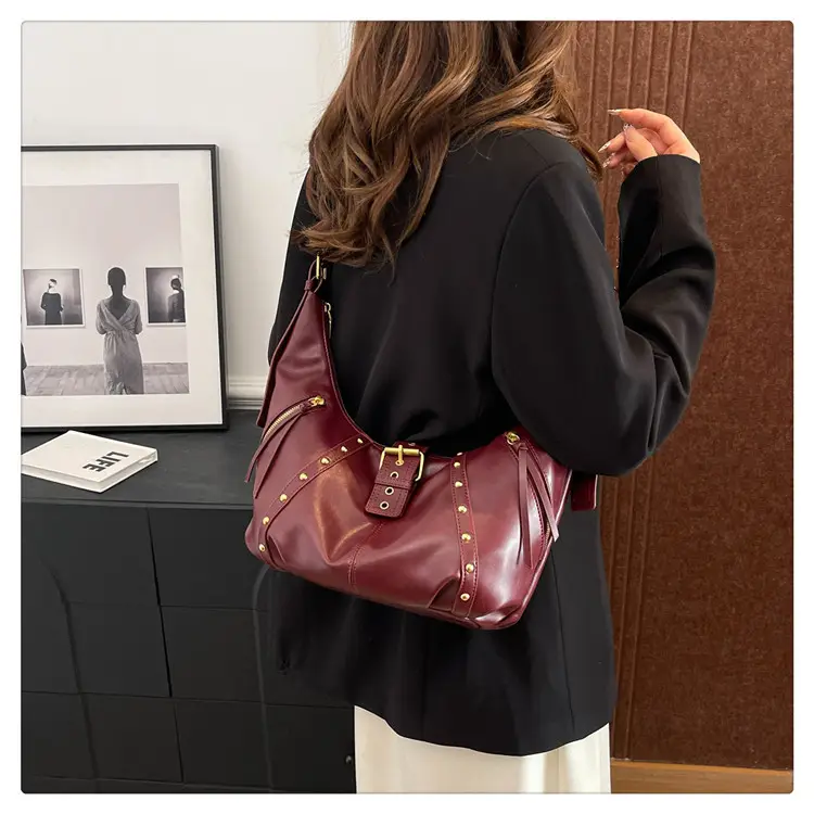 Retro Crossbody Bag Women Large Capacity Maroon 2024 — feature 12