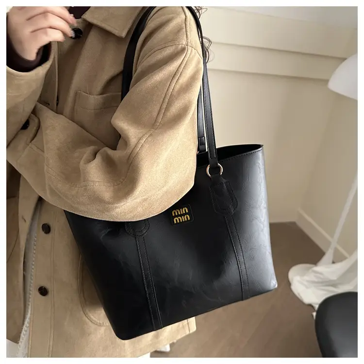 Black PU Leather Women's Shoulder Bag with Gold Logo β feature 7