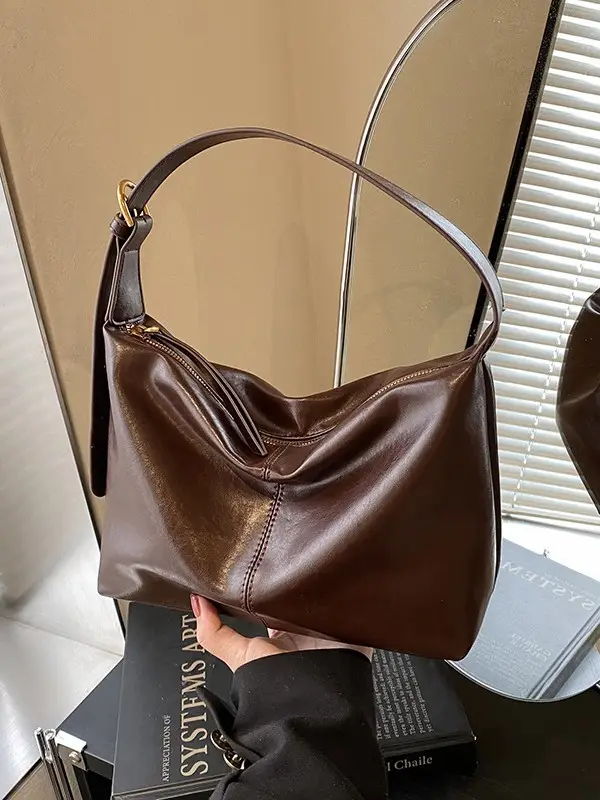 Large Capacity Women's Brown Shoulder Bag for Autumn Winter 2024 - Image 6