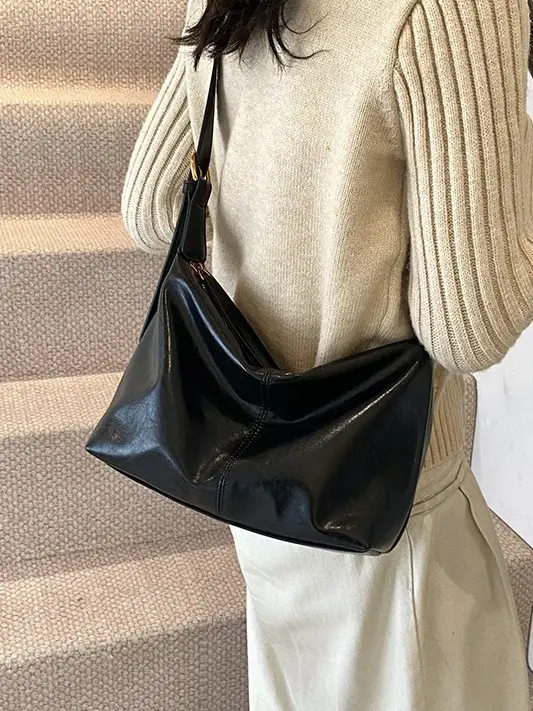 Large Capacity Women's Brown Shoulder Bag for Autumn Winter 2024 - Image 7