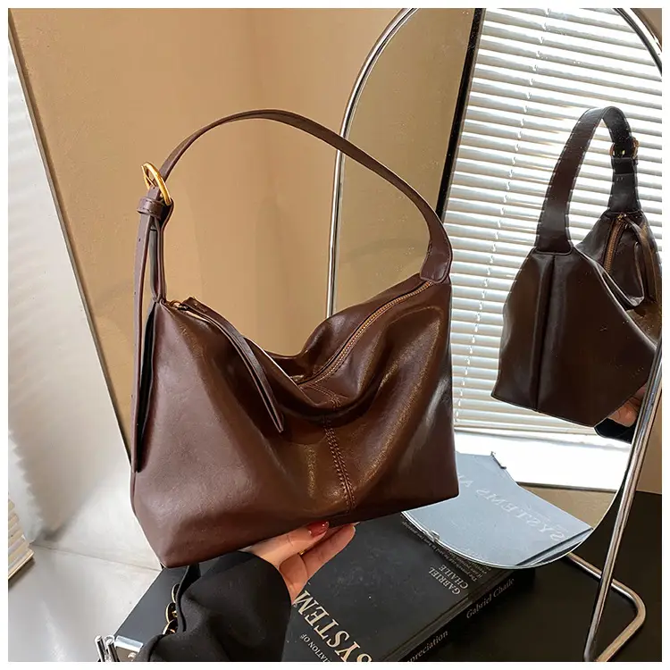Large Capacity Women's Brown Shoulder Bag for Autumn Winter 2024 — feature 33