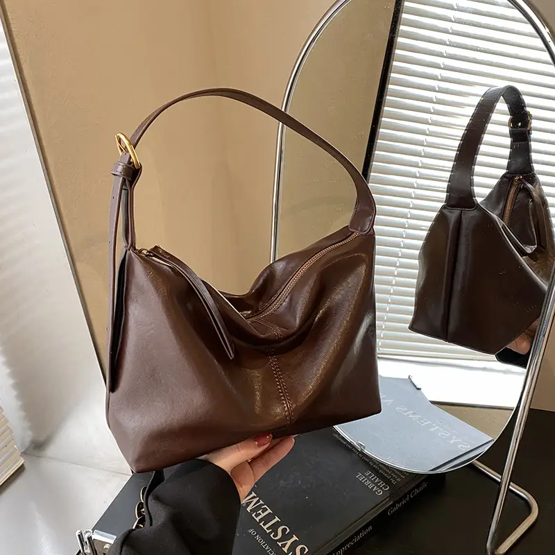 Large Capacity Women's Brown Shoulder Bag for Autumn Winter 2024 - Image 2