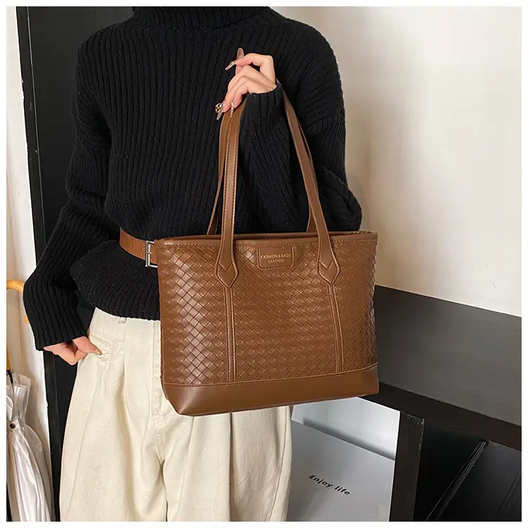 Black Rhombic Women's Tote Bag 2024 — feature 22