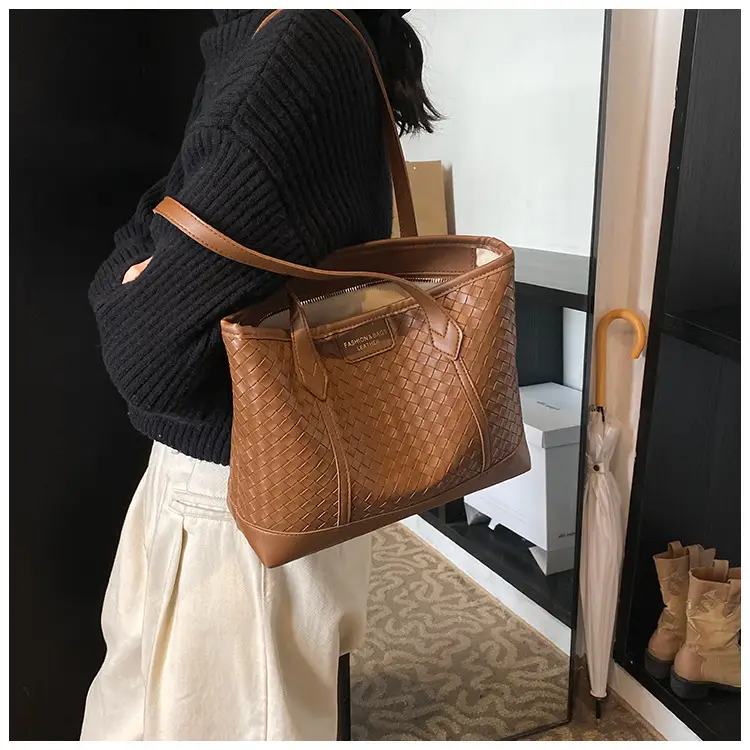 Black Rhombic Women's Tote Bag 2024 — feature 23