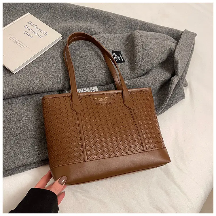 Black Rhombic Women's Tote Bag 2024 — feature 32