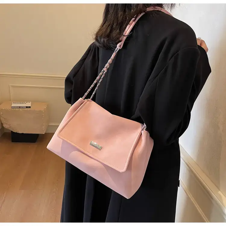 Pink Chain Shoulder Bag for Women 2024 — feature 19