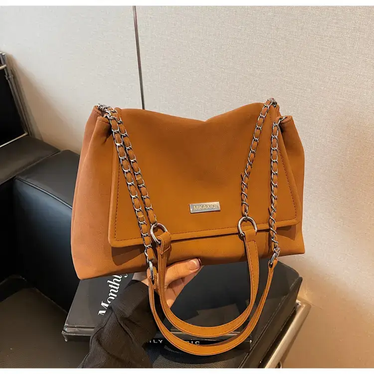 Pink Chain Shoulder Bag for Women 2024 — feature 31