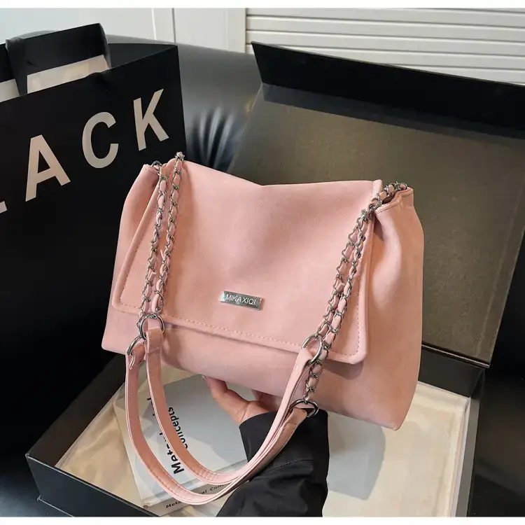Pink Chain Shoulder Bag for Women 2024 — feature 33