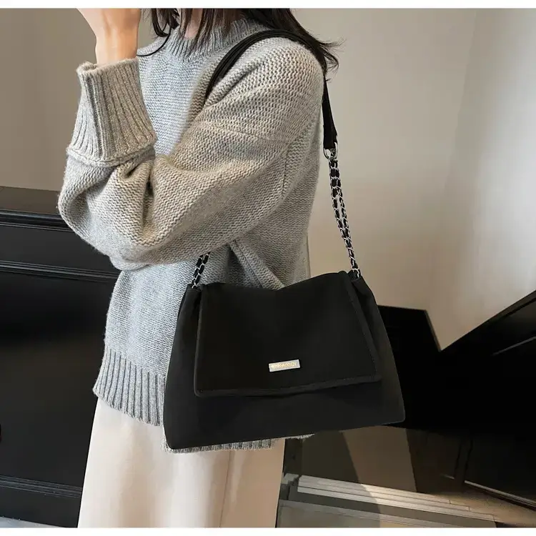 Pink Chain Shoulder Bag for Women 2024 — feature 9