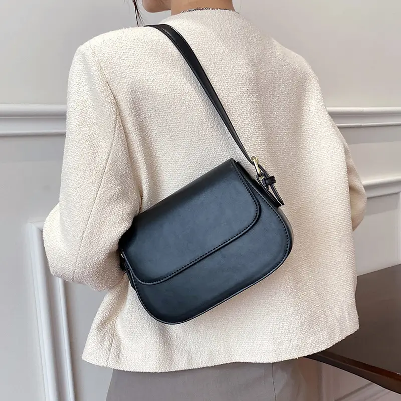 Trendy Solid Color Shoulder Bag for Women - Image 7
