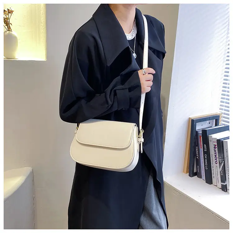 Trendy Solid Color Shoulder Bag for Women — feature 14