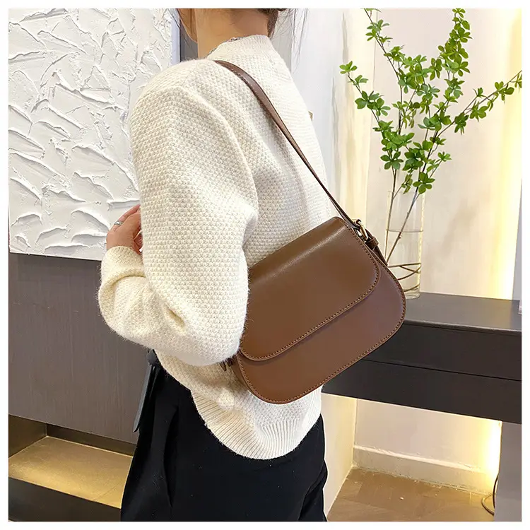 Trendy Solid Color Shoulder Bag for Women — feature 15