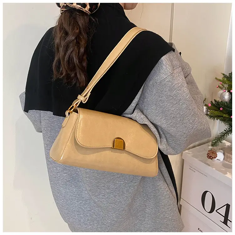 2024 Winter Women's Shoulder Bags Solid Color Urban Casual — feature 15