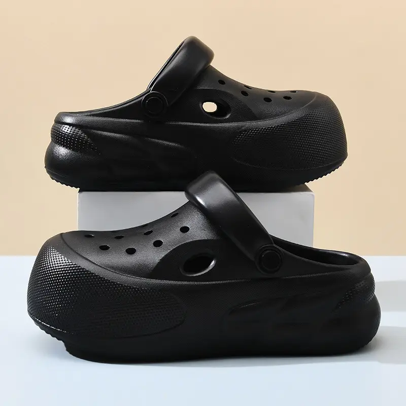 Hole Shoes Women's Summer Outer Wear Beach Non-stinky Feet Covered Toe Slippers EVA All-match Wear-resistant Non-slip High-end Sandals