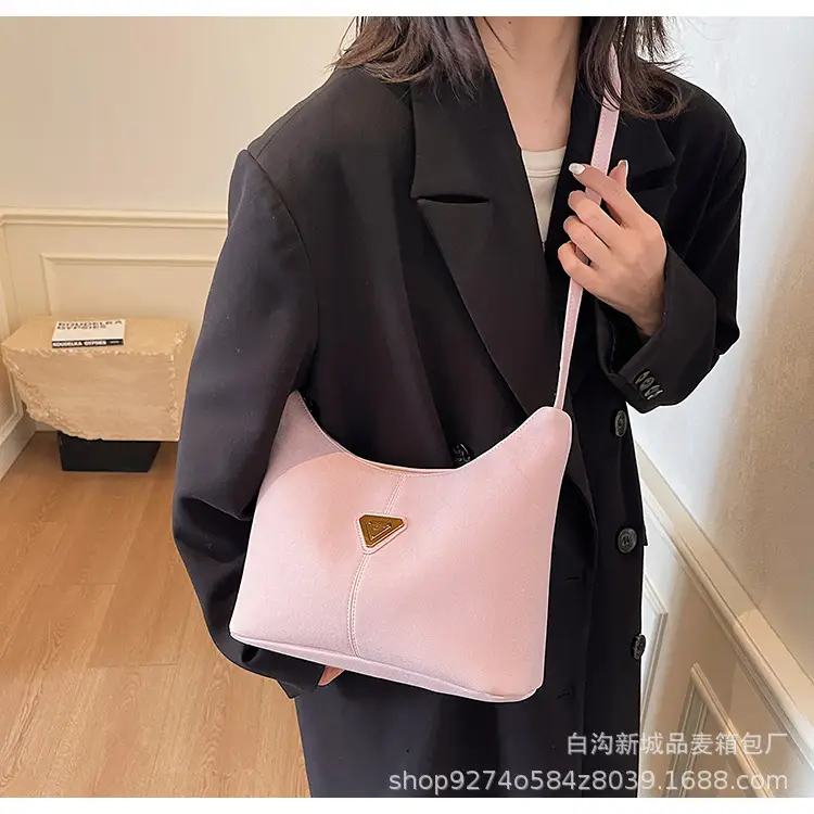 Pink Leather Shoulder Crossbody Bag for Women 2026 — feature 16