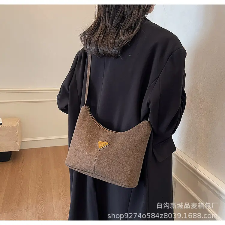 Pink Leather Shoulder Crossbody Bag for Women 2026 — feature 20