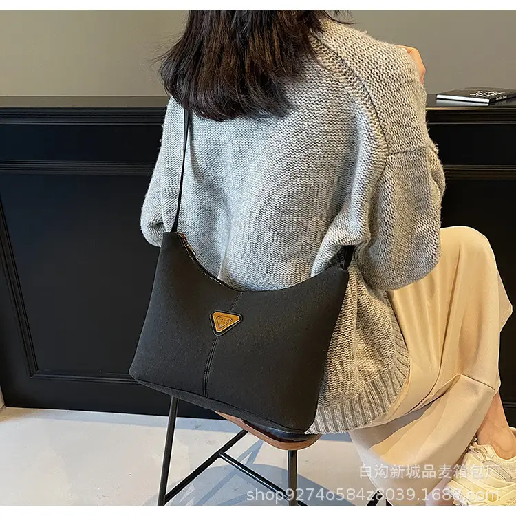 Pink Leather Shoulder Crossbody Bag for Women 2026 — feature 26
