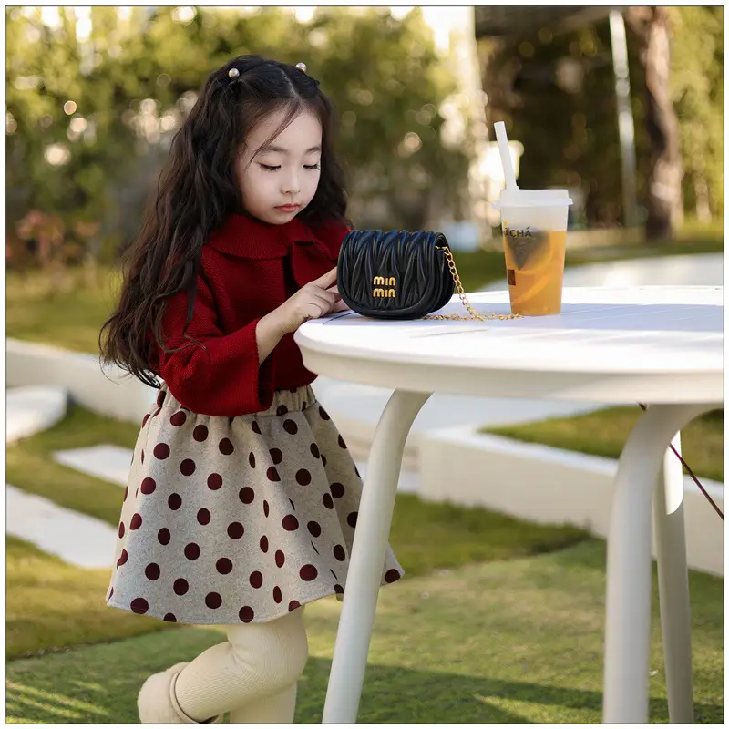 Kids Korean Style Mini Crossbody Bag Red Chain — feature 11