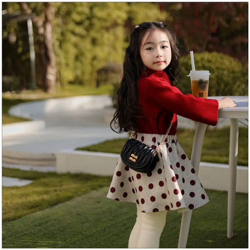 Kids Korean Style Mini Crossbody Bag Red Chain — feature 12