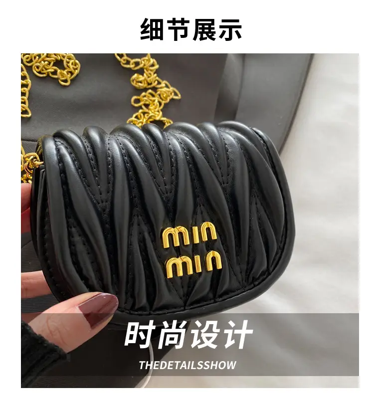 Kids Korean Style Mini Crossbody Bag Red Chain — feature 3