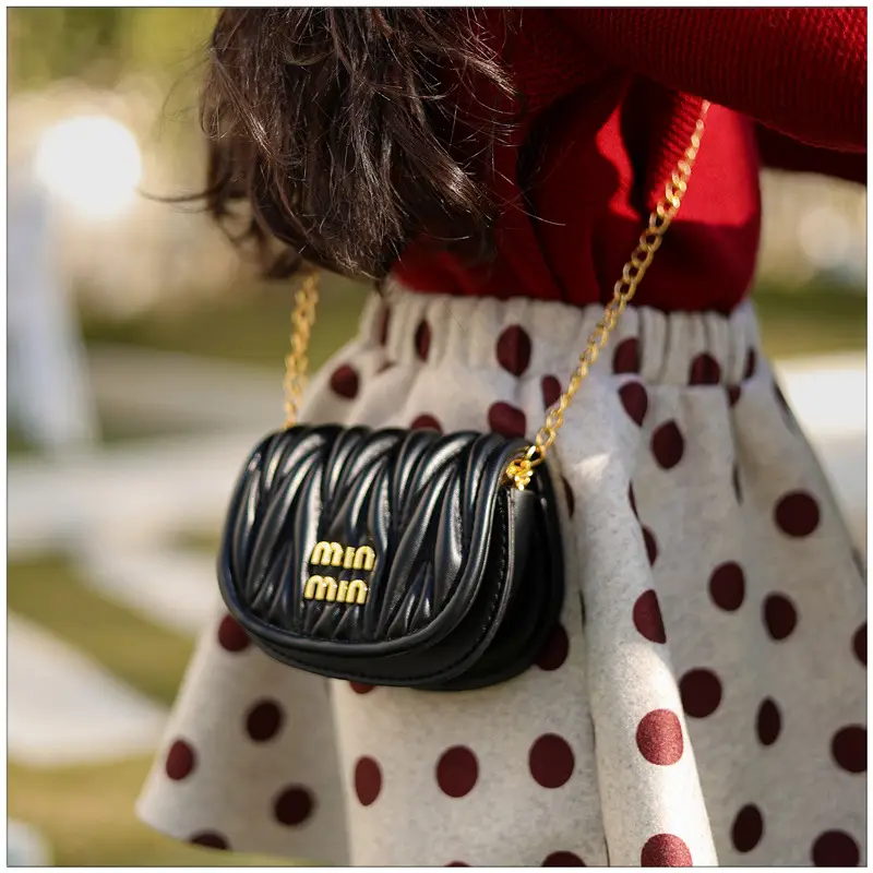 Kids Korean Style Mini Crossbody Bag Red Chain — feature 8