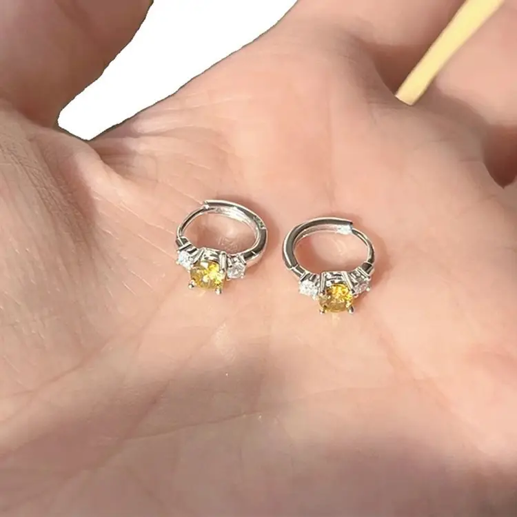 Gold Butterfly Earrings 2026 New Style Light Luxury - Image 6