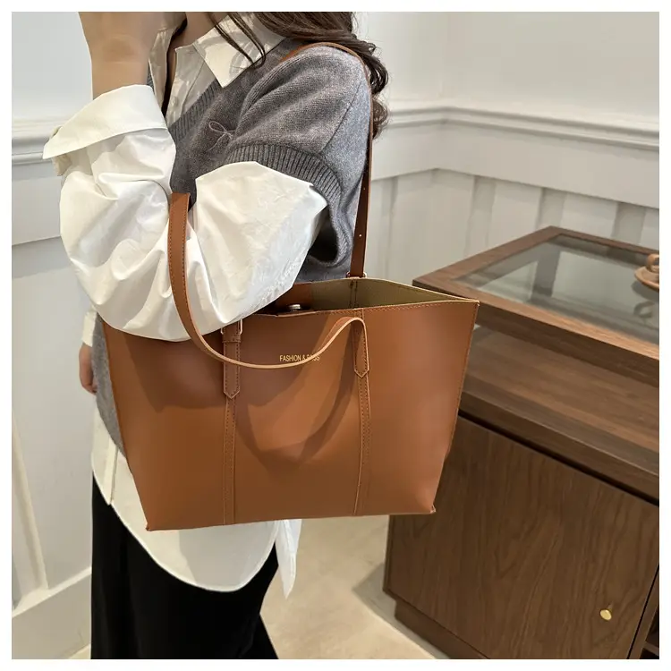 Women's Black Leather Tote Bag Large 2024 Winter Style — feature 14