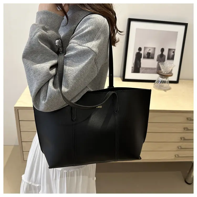 Women's Black Leather Tote Bag Large 2024 Winter Style — feature 19