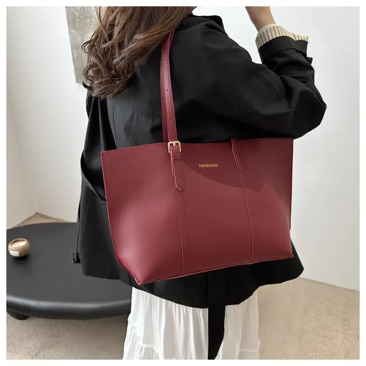 Women's Black Leather Tote Bag Large 2024 Winter Style — feature 6