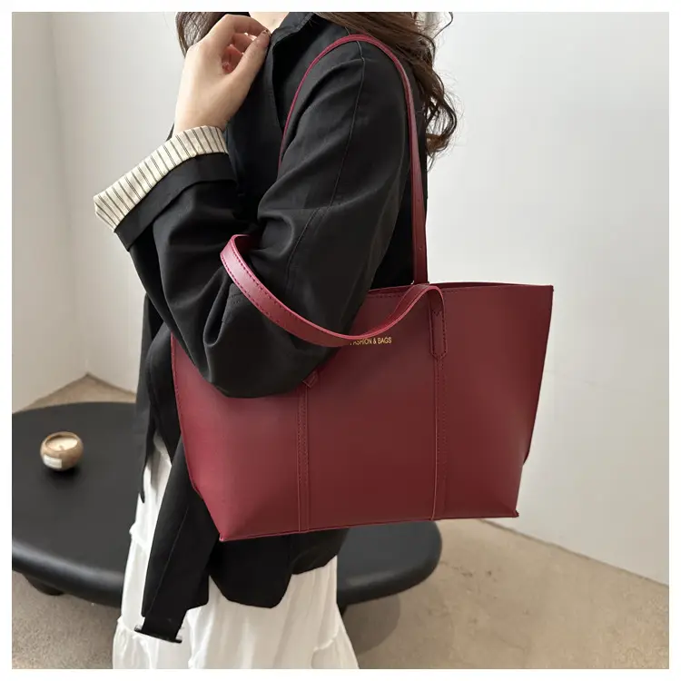 Women's Black Leather Tote Bag Large 2024 Winter Style — feature 8