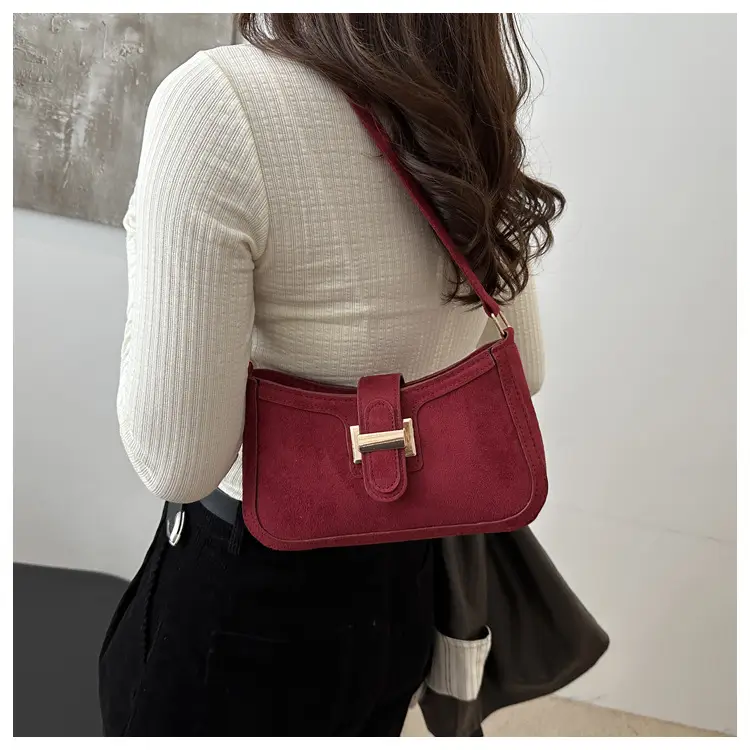 Red Textured Belt Buckle Shoulder Bag for Women 2024 — feature 11