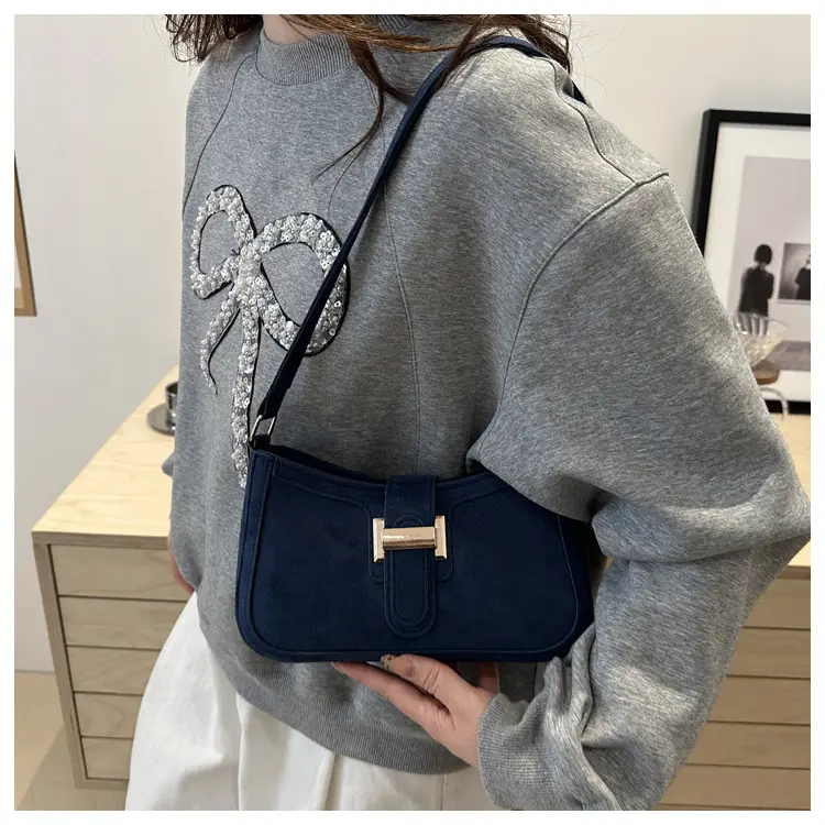 Red Textured Belt Buckle Shoulder Bag for Women 2024 — feature 22