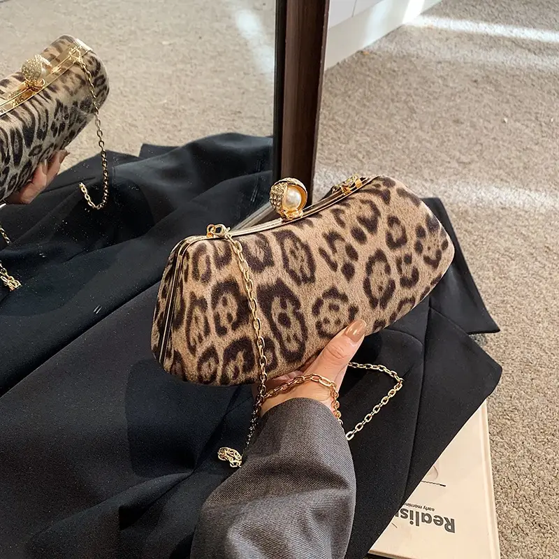 Leopard Print Chain Sling Bag for Women - Image 6