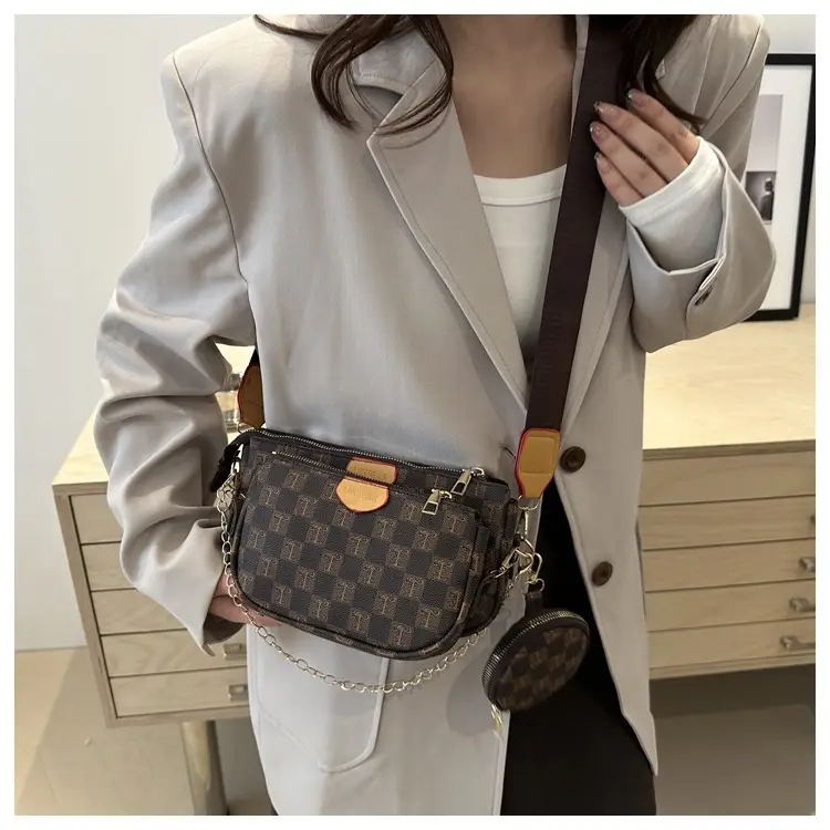 Nakamu Crossbody Bag Plaid Chain Shoulder Bag — feature 23
