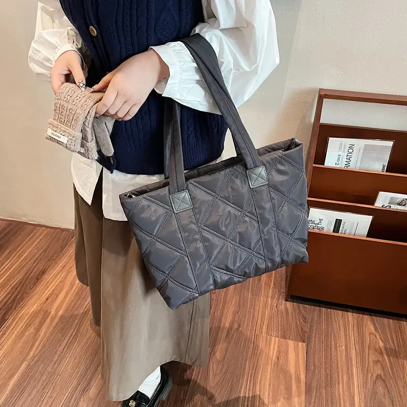 2025 Women's Quilted Nylon Tote Bag Large Capacity - Image 5