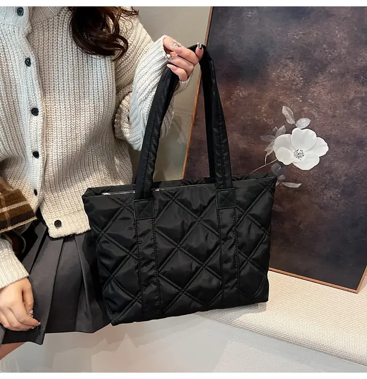 2025 Women's Quilted Nylon Tote Bag Large Capacity — feature 15