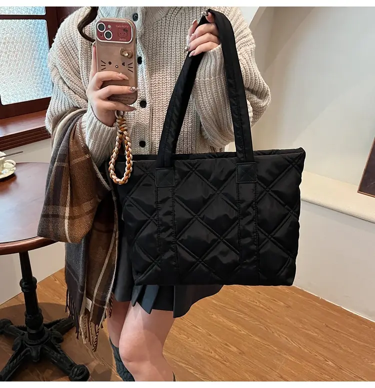 2025 Women's Quilted Nylon Tote Bag Large Capacity — feature 35