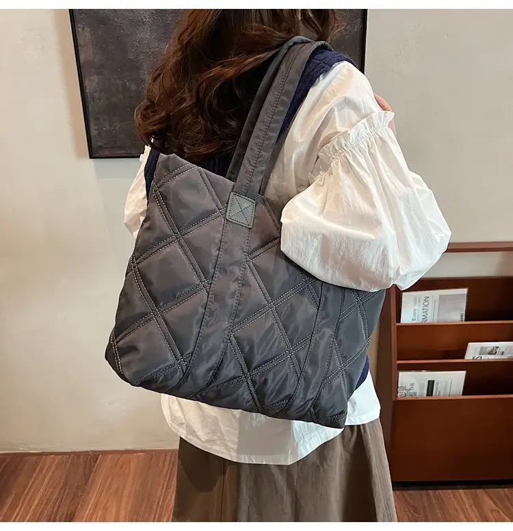 2025 Women's Quilted Nylon Tote Bag Large Capacity — feature 42