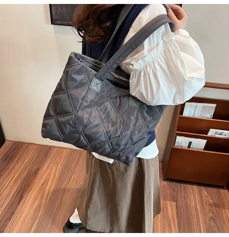 2025 Women's Quilted Nylon Tote Bag Large Capacity — feature 48