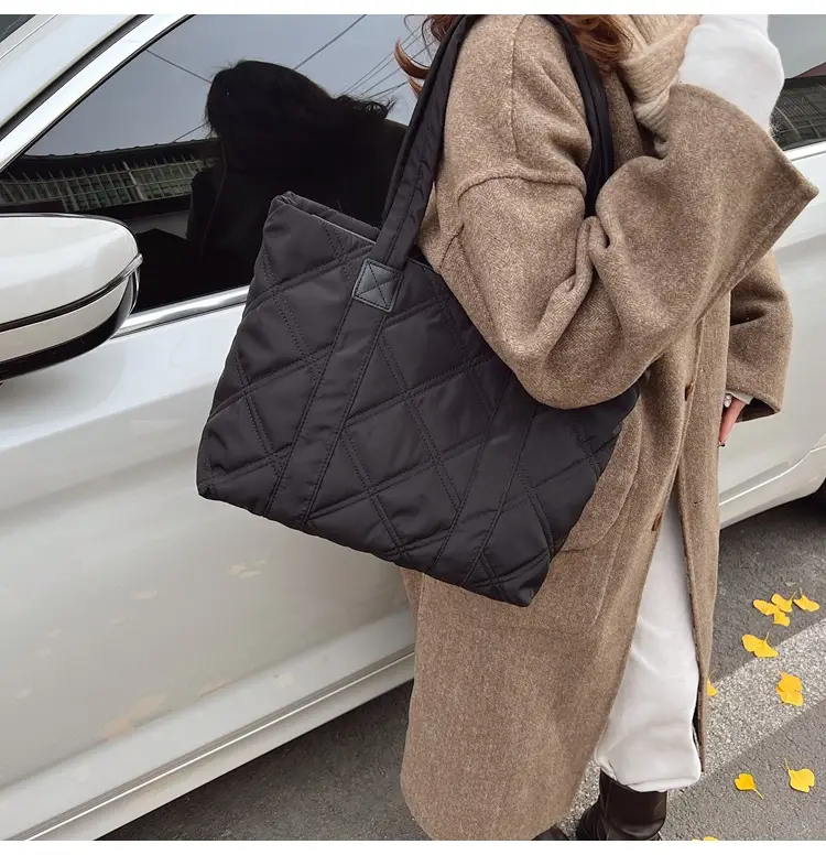 2025 Women's Quilted Nylon Tote Bag Large Capacity — feature 55
