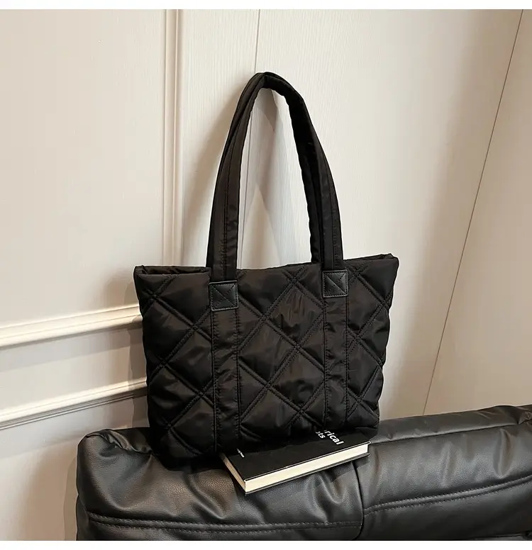 2025 Women's Quilted Nylon Tote Bag Large Capacity — feature 69