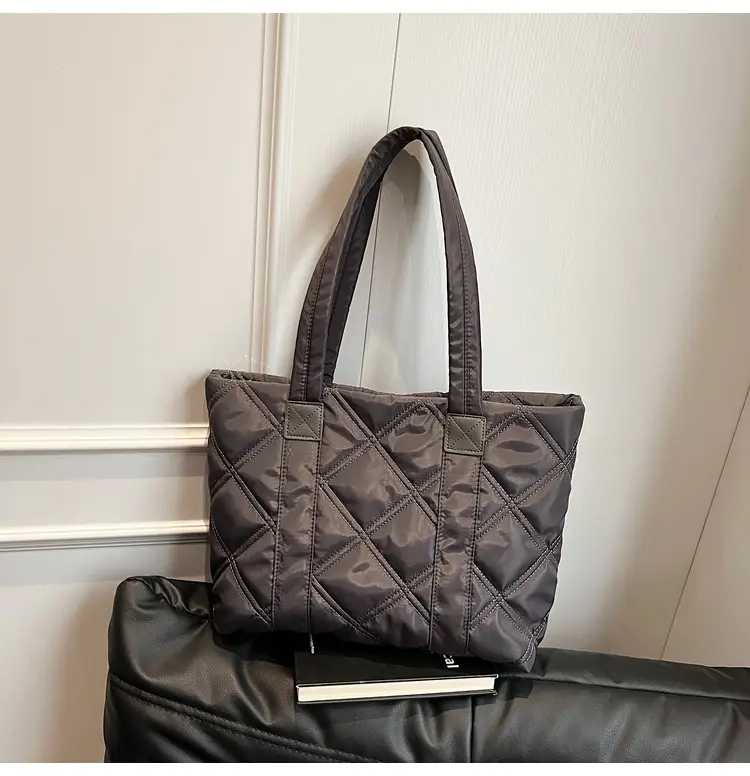 2025 Women's Quilted Nylon Tote Bag Large Capacity — feature 70