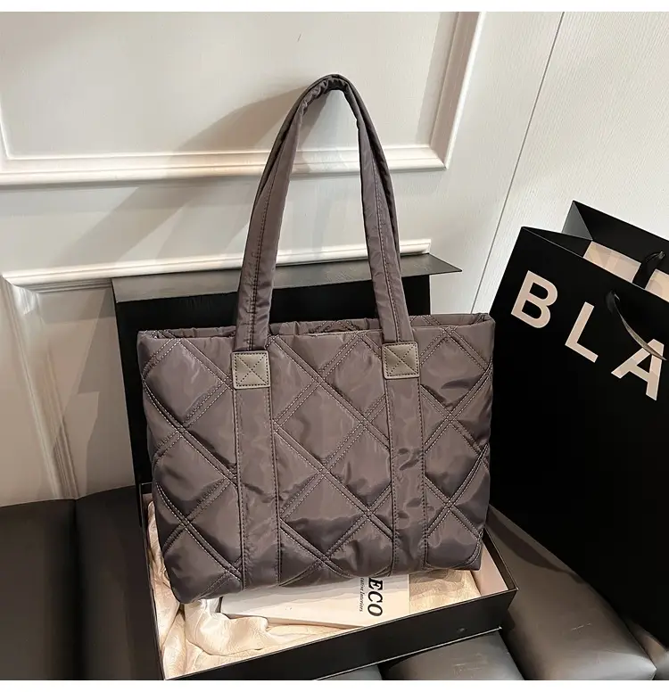 2025 Women's Quilted Nylon Tote Bag Large Capacity — feature 71