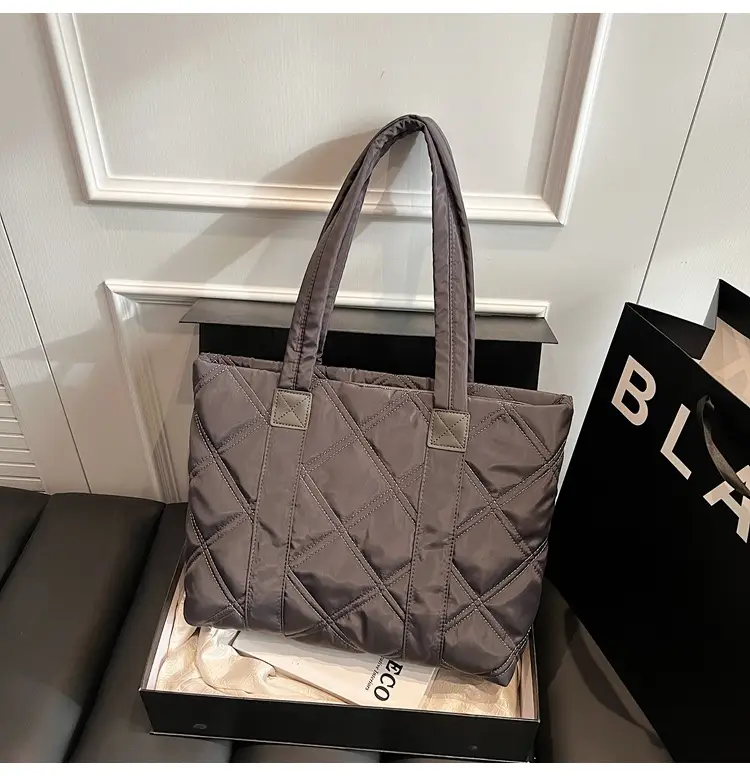 2025 Women's Quilted Nylon Tote Bag Large Capacity — feature 72
