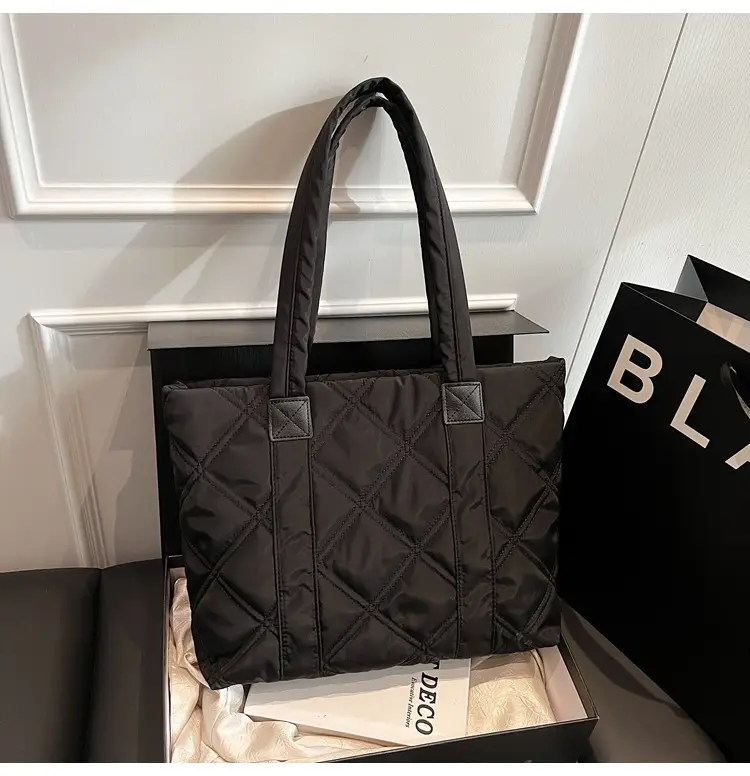 2025 Women's Quilted Nylon Tote Bag Large Capacity — feature 73
