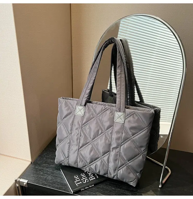 2025 Women's Quilted Nylon Tote Bag Large Capacity — feature 78