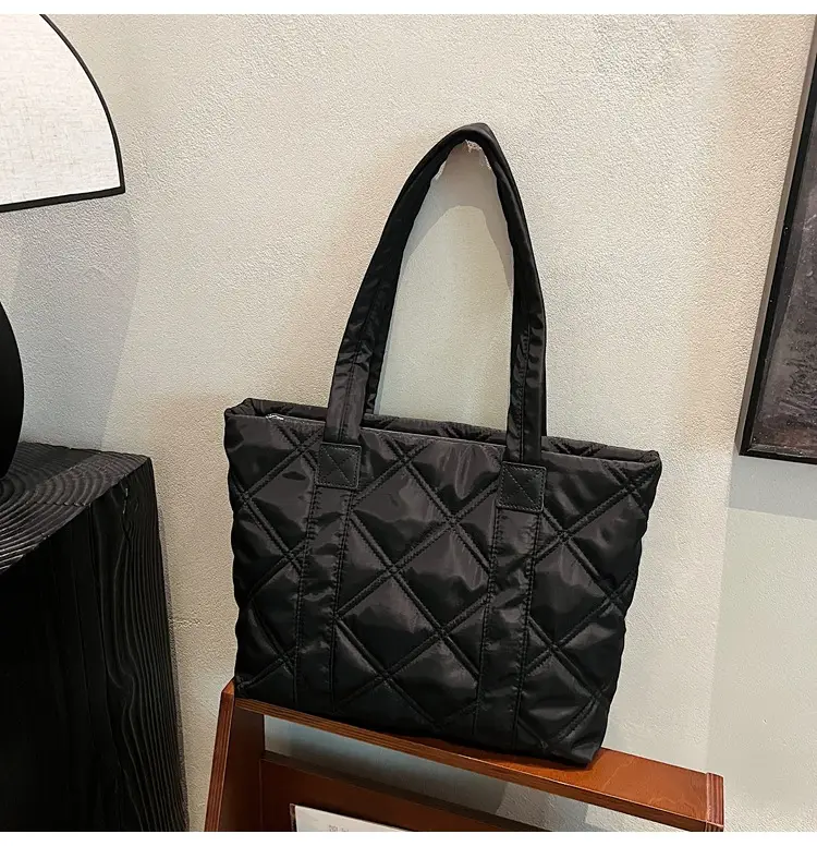 2025 Women's Quilted Nylon Tote Bag Large Capacity — feature 79