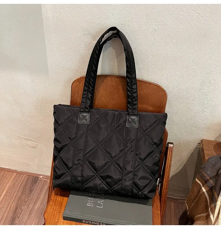 2025 Women's Quilted Nylon Tote Bag Large Capacity — feature 82